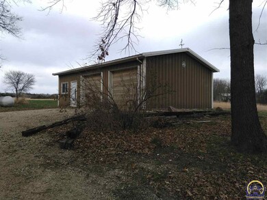16966 158th Rd, Hoyt, KS 66440 - photo 7