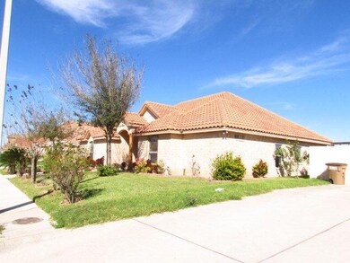 3624 Ebro Dr, Edinburg, TX 78539 - photo 2