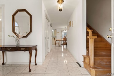 105 Odessa Cir, Syracuse, NY 13212 - photo 2