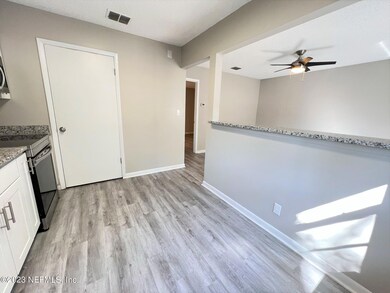 5404 101st St unit 3, Jacksonville, FL 32210 - photo 5