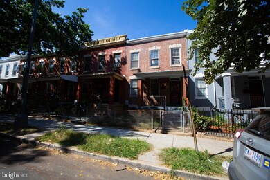 441 Irving St NW, Washington, DC 20010 - photo 4