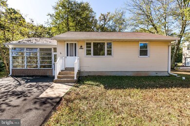 11033 Prospect Hill Rd, Glenn Dale, MD 20769 - photo 2