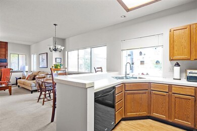 Kitchen and Dinning Area