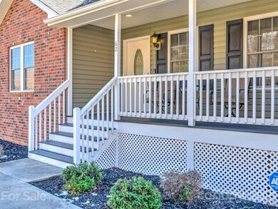 62 Lawson Ridge Rd, Leicester, NC 28748 - photo 4