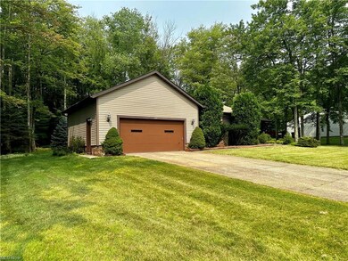 11260 Villa Grande Dr, North Royalton, OH 44133 - photo 3