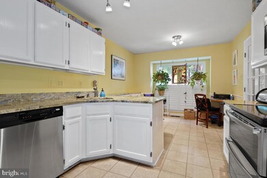 1575 Hugo Cir, Silver Spring, MD 20906 - photo 7