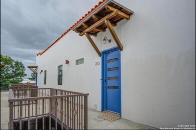 1542 N Alamo St unit 203, San Antonio, TX 78215 - photo 4