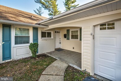 2711 Bartlett Ln, Bowie, MD 20715 - photo 2