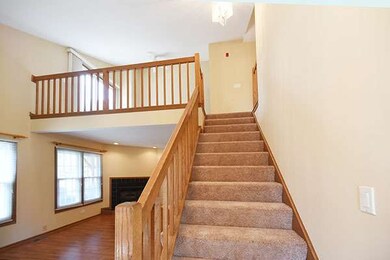 1909 Wisteria Ct unit 3, Naperville, IL 60565 - photo 2