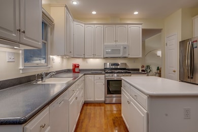 3 Pheasant Ln unit 88, Bedford, MA 01730 - photo 4