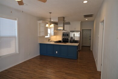 741 E 7th St, Houston, TX 77007 - photo 6