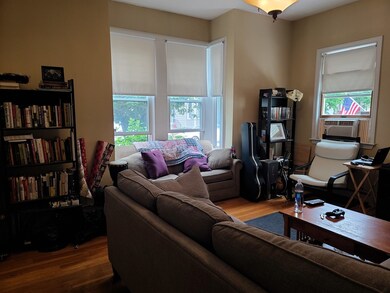 561 E 8th St unit 1, Boston, MA 02127 - photo 3