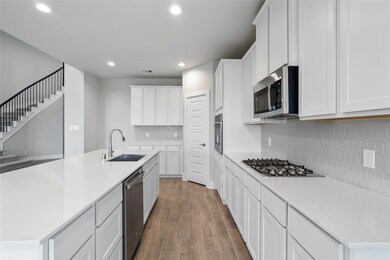 3311 Learning Tree Ln, Rosenberg, TX 77471 - photo 6