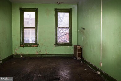 2709 E Fayette St, Baltimore, MD 21224 - photo 6