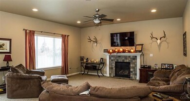 unlisted-address, Bend, OR 97702 - photo 4