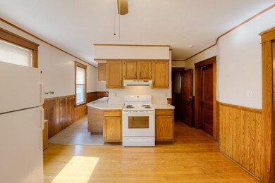 26 Dustin St, Worcester, MA 01604 - photo 5