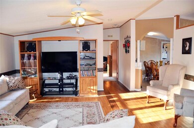 194 Finney Lake Dr, Robertsville, MO 63072 - photo 5