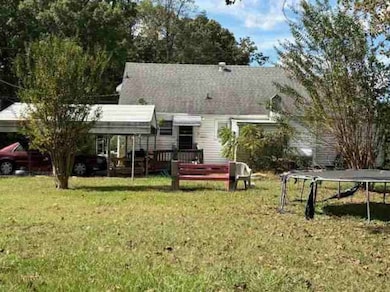 407 Brownell St, Weldon, NC 27890 - photo 2