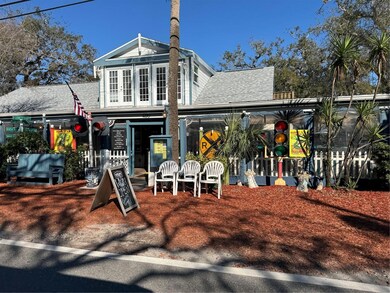 Molly Goodheads - a great local restaurant within walking distance to the property!
