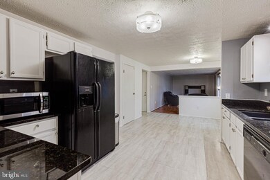 9369 Highlander Blvd, Walkersville, MD 21793 - photo 6