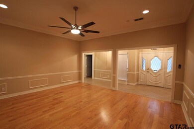 1302 Spring Branch Dr, Tyler, TX 75703 - photo 5