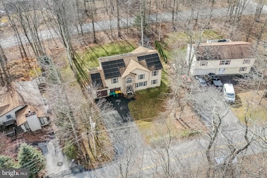 2127 Warwick Cir, Tobyhanna, PA 18466 - photo 2