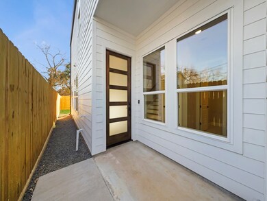 3708 Lydia St, Houston, TX 77021 - photo 4