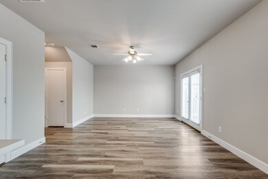 3728 Main Poplar Dr, Houston, TX 77025 - photo 6