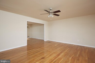 12901 Layhill Rd, Silver Spring, MD 20906 - photo 4