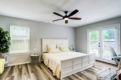 8 S Brook Pebble Ct, Spring, TX 77380 - photo 6