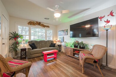 2008 Hillcrest Dr, Bay City, TX 77414 - photo 6