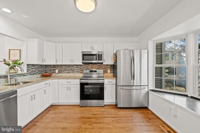 13509 Sequoia Lea Dr, Clifton, VA 20124 - photo 4