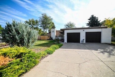 1116 Carlos Dr, Great Falls, MT 59404 - photo 2