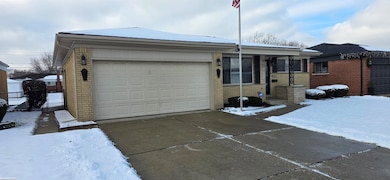 30609 Moulin Ave, Warren, MI 48088 - photo 2