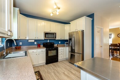 181 David Cir, Penn Laird, VA 22846 - photo 4