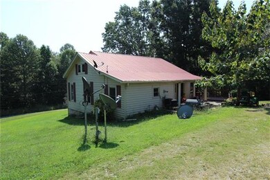 4670 Highway 49, Tennessee Ridge, TN 37178 - photo 5