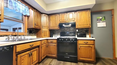 8618 Hoagland Rd, Hoagland, IN 46745 - photo 5