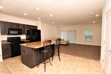 10549 Maidstone Cove Dr, Jacksonville, FL 32218 - photo 3