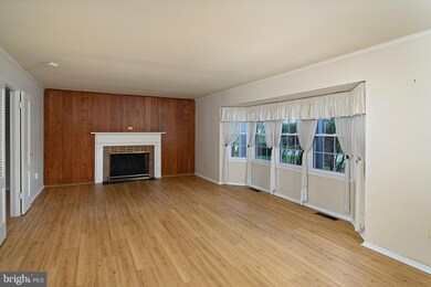 12009 Long Ridge Ln, Bowie, MD 20715 - photo 6