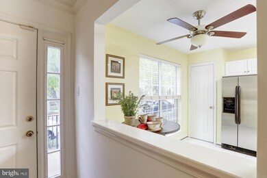 13130 Deer Path Ln, Germantown, MD 20874 - photo 2