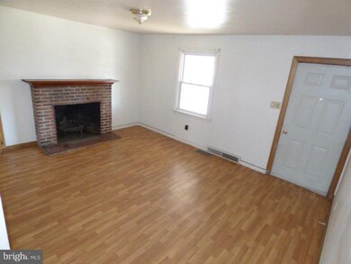 69 Devonshire Rd, Hagerstown, MD 21740 - photo 6