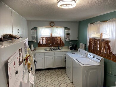 720 S 25th St, Mattoon, IL 61938 - photo 4