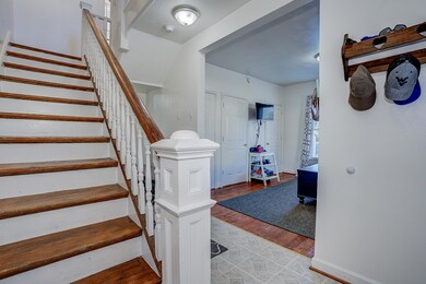 516 Front Ave