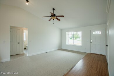 9_Living Room