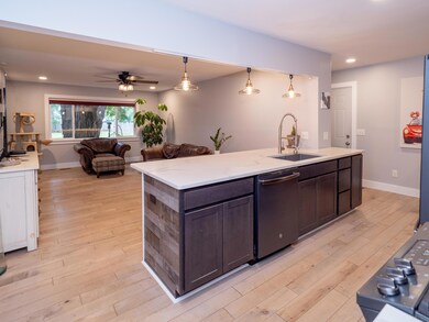 10648 Oakland Dr, Portage, MI 49024 - photo 6