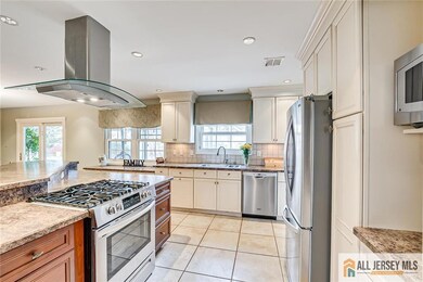 10 Stevens Rd, Kendall Park, NJ 08824 - photo 6