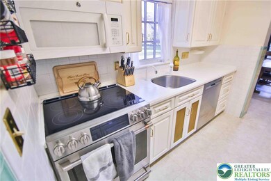 737 N 27th St, Allentown, PA 18104 - photo 7