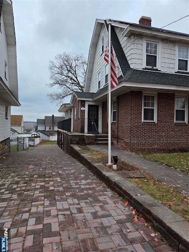 141-143 Pleasant Place, Kearny, NJ 07032 - photo 2