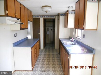 19434 Murphy Ln, Ruther Glen, VA 22546 - photo 4