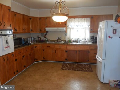 5116 Bushey Rd, Sykesville, MD 21784 - photo 6